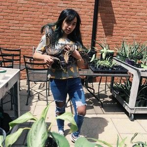 Meet your Posher, Geneveive